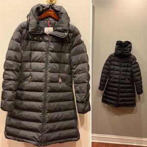 Moncler Flammette Coat size 3 black